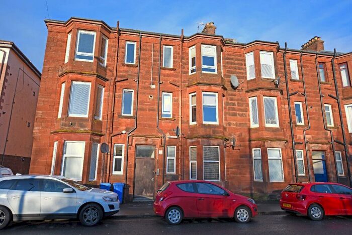 1 Bedroom Flat To Rent In Castlegreen Street, Dumbarton, West Dunbartonshire, G82
