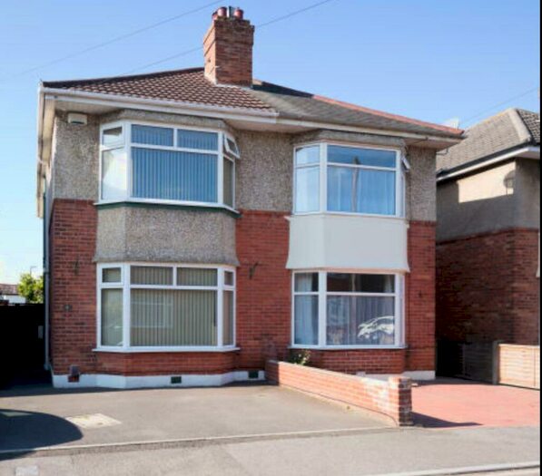 3 Bedroom House To Rent In Rosebud Avenue, Bournemouth, BH9
