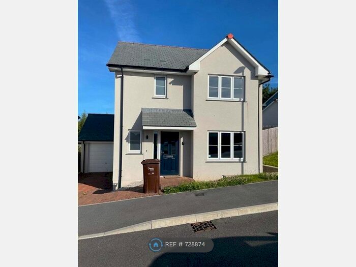 3 Bedroom Detached House To Rent In Chestnut Drive, Dobwalls, Liskeard, PL14