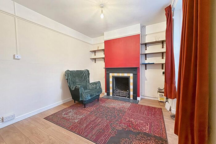 2 Bedroom End Of Terrace House For Sale In Bridport, DT6