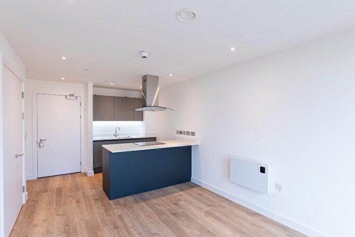 1 Bedroom Flat To Rent In Flat, Pall Mall, Liverpool, Merseyside, L3