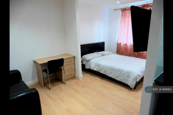 1 Bedroom Flat To Rent In Kendal Bank, Leeds, LS3