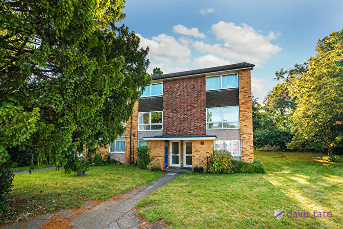 2 Bedroom Maisonette To Rent In Bath Road, Reading, Berkshire, RG1