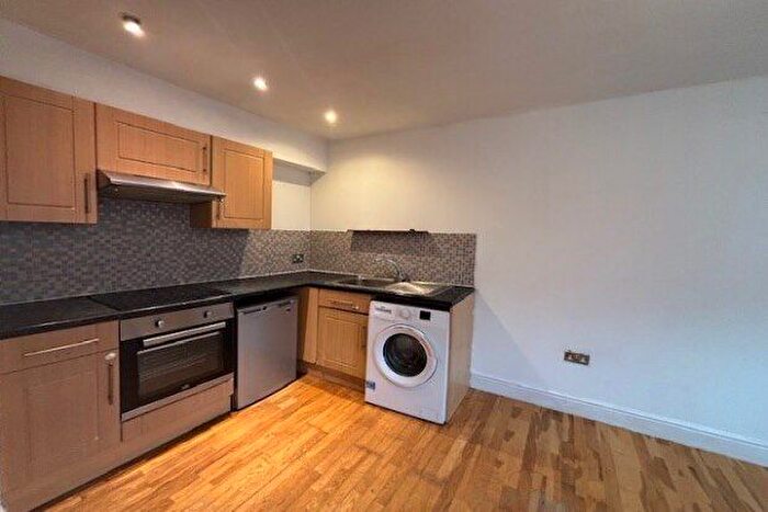 1 Bedroom Flat To Rent In High Street, Tonbridge, TN9