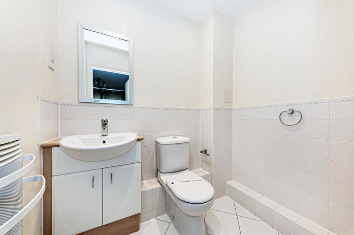 2 Bedroom Apartment To Rent In Centrium, Station Approach, GU22