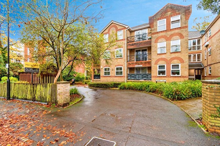 2 Bedroom Flat For Sale In Northlands Road, Banister Park, Southampton, Hampshire, SO15