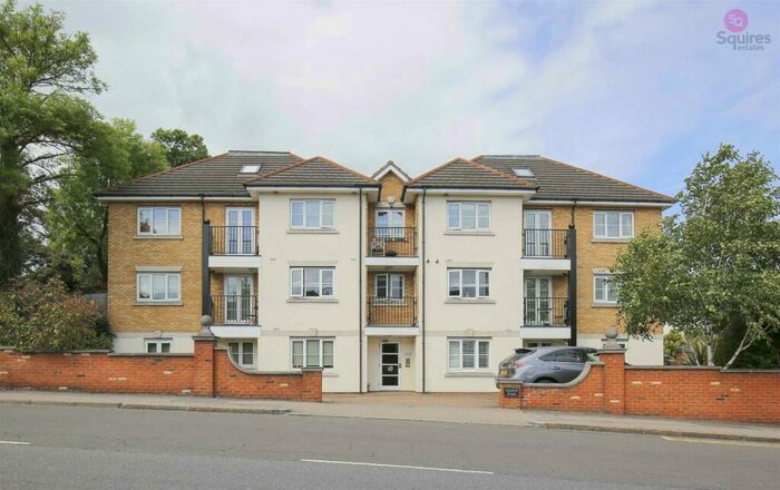 2 Bedroom Flat To Rent In Hale Lane, Edgware, HA8