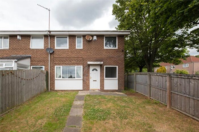 Terraced House For Sale In Mount Pleasant Court, Throckley, Newcastle Upon Tyne, NE15