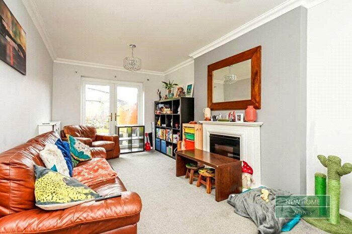 2 Bedroom Semi-Detached House For Sale In Otterburn Close, Darlington, DL1