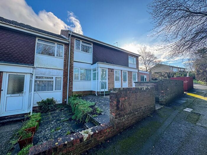 1 Bedroom Apartment For Sale In Cockerell Close, Wimborne, BH21