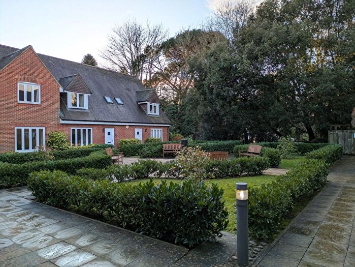 2 Bedroom Terraced House To Rent In Charlwood Place, Reigate, RH2