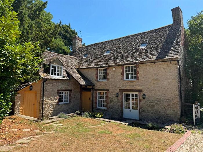 3 Bedroom Detached House To Rent In Frilford Road, Marcham, OX13