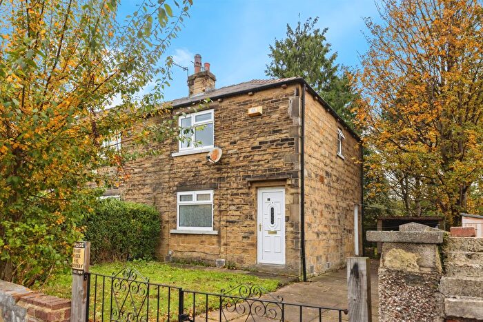 2 Bedroom End Terrace House For Sale In Petrie Road, Bradford, BD3