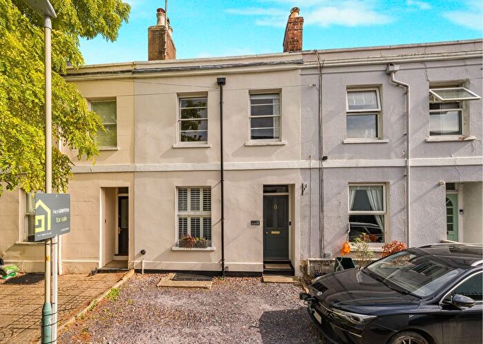 3 Bedroom Town House For Sale In St Lukes Place, St Lukes, Cheltenham, GL53