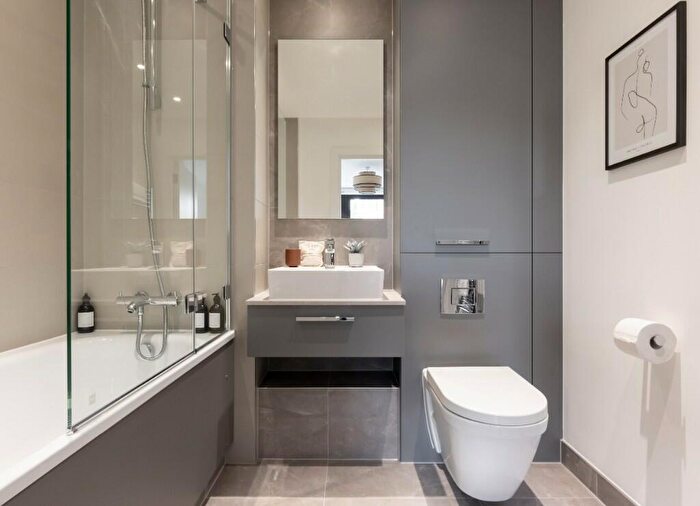 2 Bedroom Apartment To Rent In D, Vanguard Way, London, E17