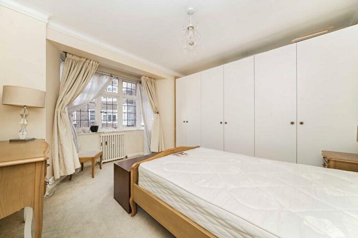 1 Bedroom Flat For Sale In Judd Street, Clare Court, WC1H