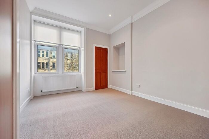 2 Bedroom Flat To Rent In Airlie Street Flat, Flat /, Hyndland, Glasgow, G12