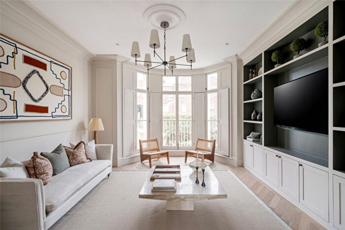 3 Bedroom Flat For Sale In Talbot Road, London, W2