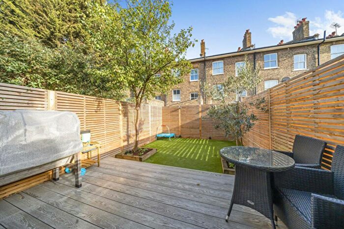 2 Bedroom Terraced House For Sale In Caroline Place, Battersea, SW11