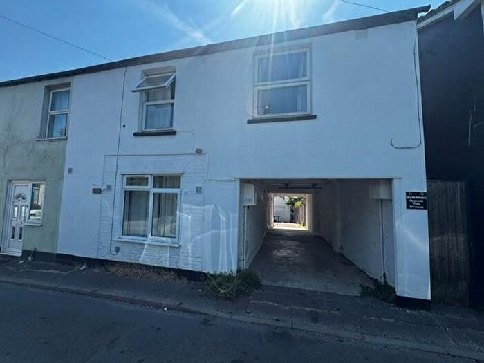 1 Bedroom Flat To Rent In Albert Street, Blandford Forum, DT11