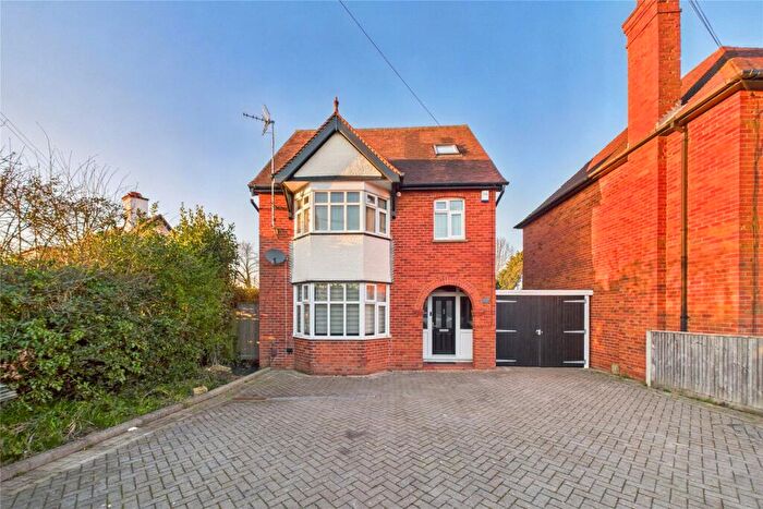 4 Bedroom Detached House To Rent In Cressingham Road, Reading, Berkshire, RG2