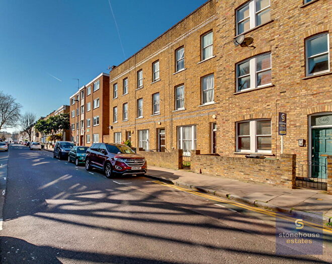 3 Bedroom Apartment To Rent In Marlborough Road, Ground Floor, Archway, London, N19