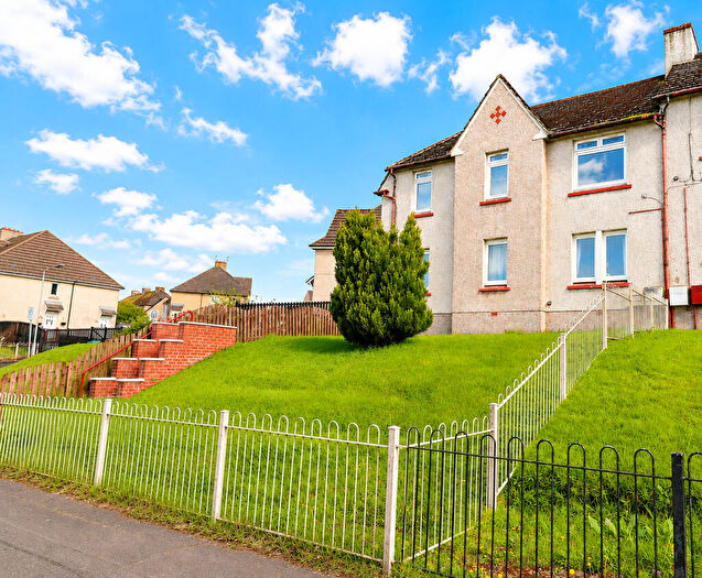 3 Bedroom Apartment To Rent In Edinburgh Road, Harthill, ML7
