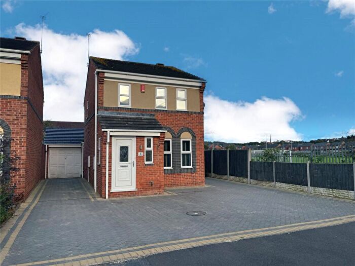 3 Bedroom Detached House To Rent In Walnut Close, Newhall, Swadlincote, Derbyshire, DE11