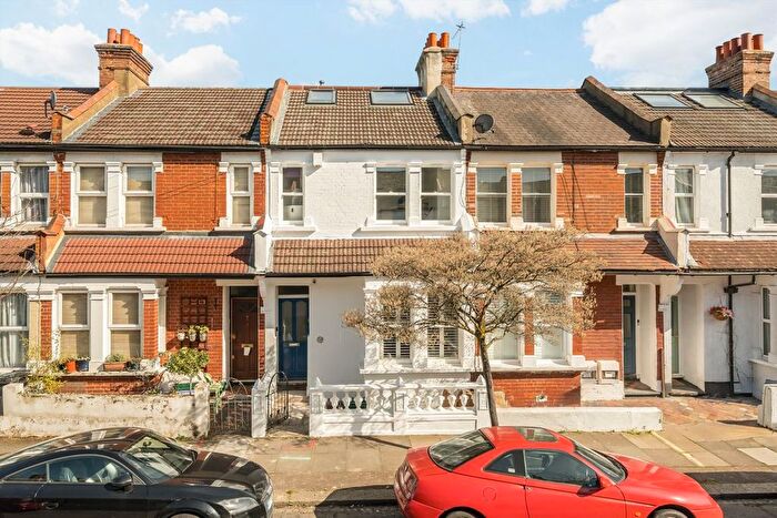 4 Bedroom Property For Sale In Laburnum Road, Wimbledon, SW19