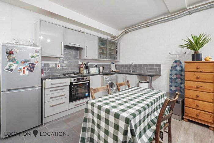 1 Bedroom Flat To Rent In Academy Apartments, Institute Place, E8