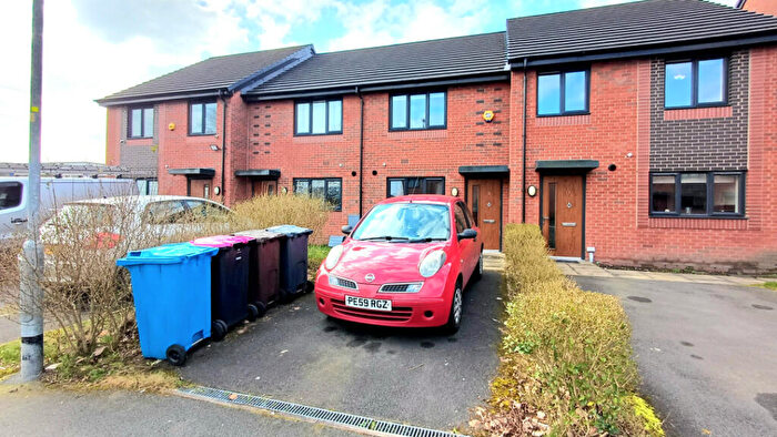 2 Bedroom Terraced House For Sale In Elm Tree Road, Salford, M6