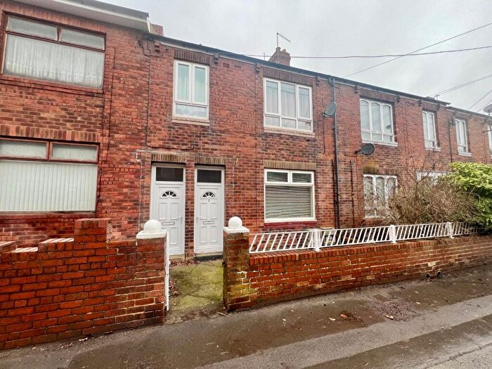 2 Bedroom Apartment To Rent In Glens Flats, High Pittington, Durham, DH6