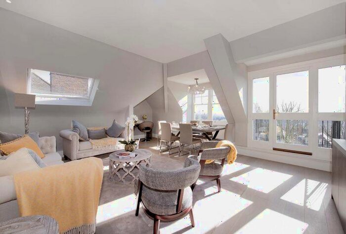 3 Bedroom Apartment To Rent In Lyndhurst Lodge, Hampstead, NW3