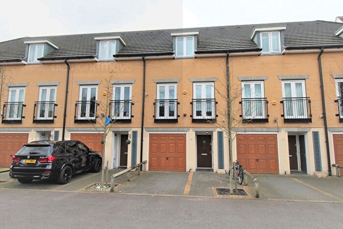 3 Bedroom Terraced House To Rent In Chester Road, Hounslow, TW4