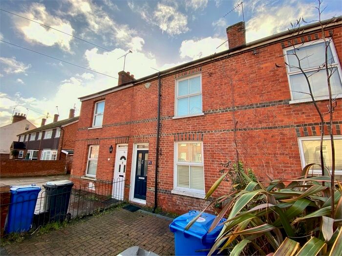 2 Bedroom Terraced House To Rent In Cordwallis Road, Maidenhead, Berkshire SL6