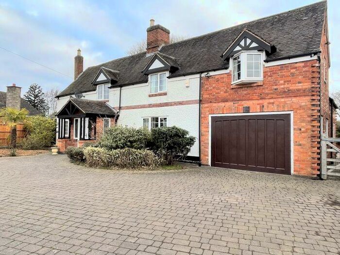 4 Bedroom Detached House To Rent In The Malthouse, Main Street, Swadlincote, DE12