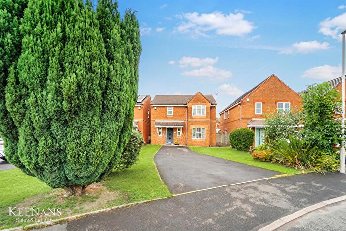 3 Bedroom Detached House For Sale In Epping Avenue, Accrington, BB5