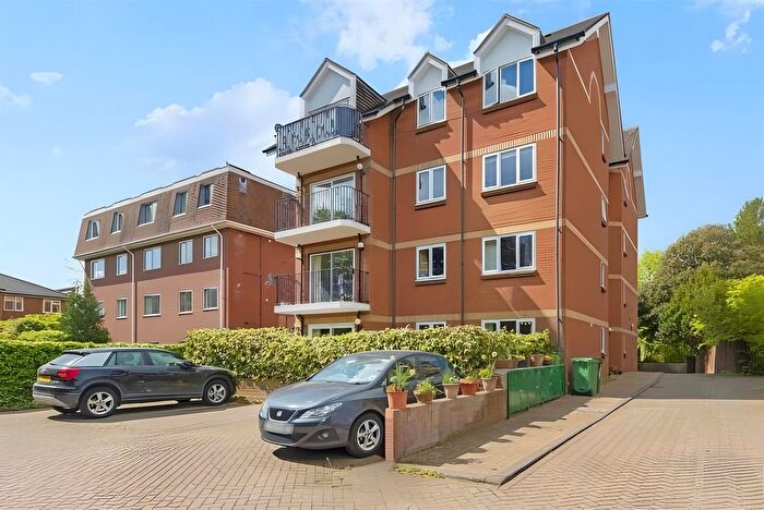 2 Bedroom Flat To Rent In Gordon Court, The Downs, Wimbledon, SW20