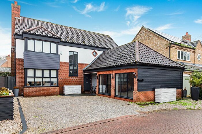 4 Bedroom Detached House For Sale In Hobby Close, Hartford, Huntingdon., PE29