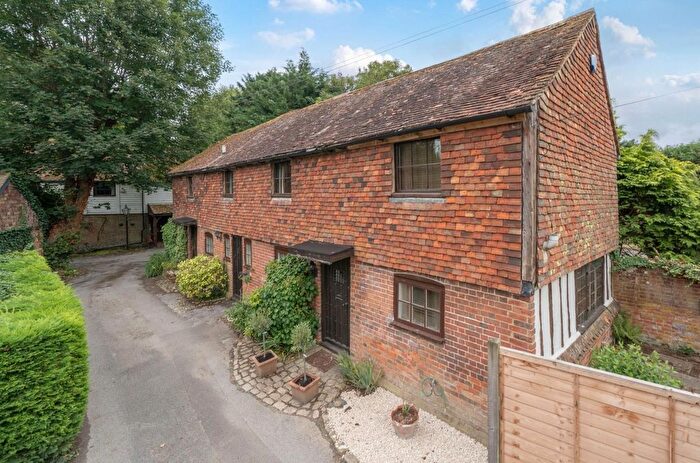 4 Bedroom Detached House For Sale In Eyhorne Street, Hollingbourne, ME17