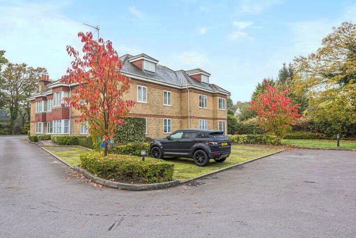 2 Bedroom Apartment To Rent In London Road, Ascot, SL5