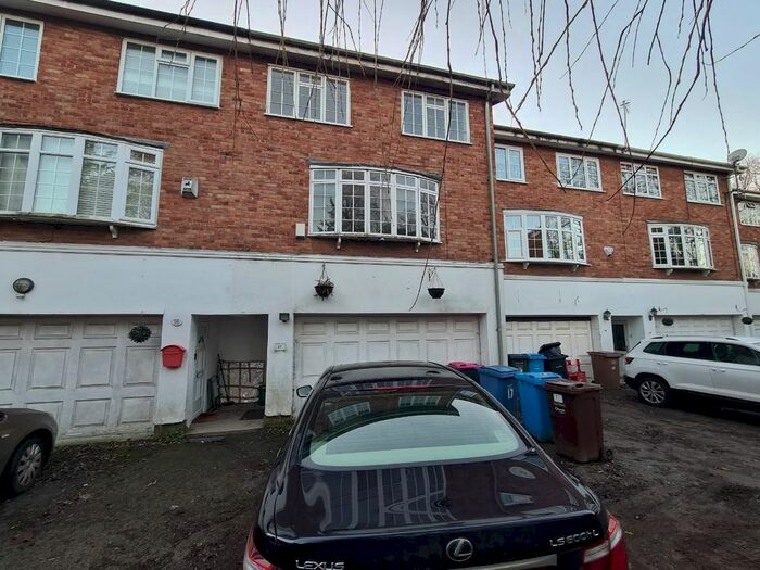 3 Bedroom Terraced House To Rent In Kersal Crag, Salford M7