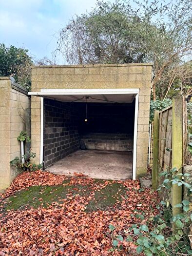 Garage / Parking To Rent In Combe Road, Bath, BA2