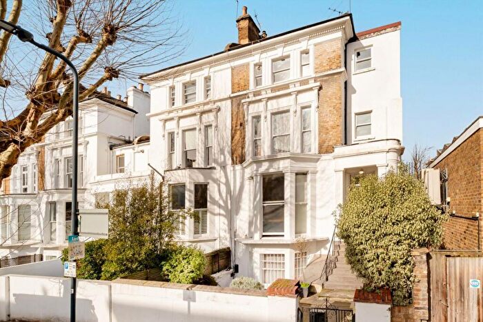 1 Bedroom Flat For Sale In Brondesbury Villas, Queen's Park, NW6