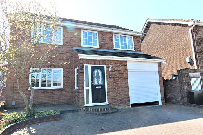4 Bedroom Detached House To Rent In Roundhills, Essex, EN9