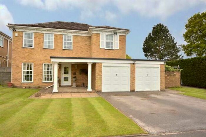 4 Bedroom Detached House To Rent In Shadwell Park Drive, Leeds, LS17