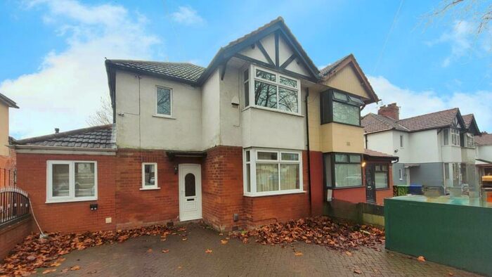 3 Bedroom Semi-Detached House To Rent In Errwood Road, Manchester, Greater Manchester, M19