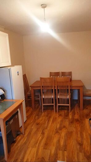 1 Bedroom House To Rent In Hathway Walk, Bristol, BS5