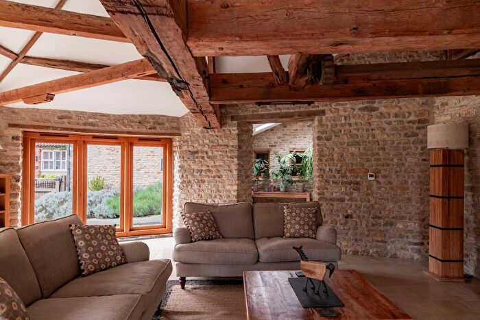 5 Bedroom Detached House For Sale In Ginmill Barn, Roxby, Lincolnshire, DN15