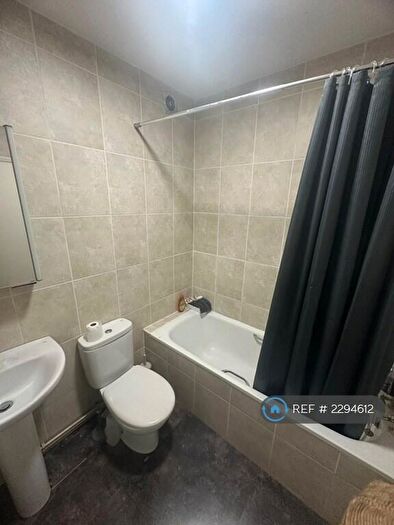 1 Bedroom Flat To Rent In Belmont Lane, Stanmore, HA7
